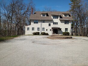 Building Photo - 735 20th Ave