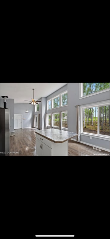 Building Photo - 2906 Castle Dr