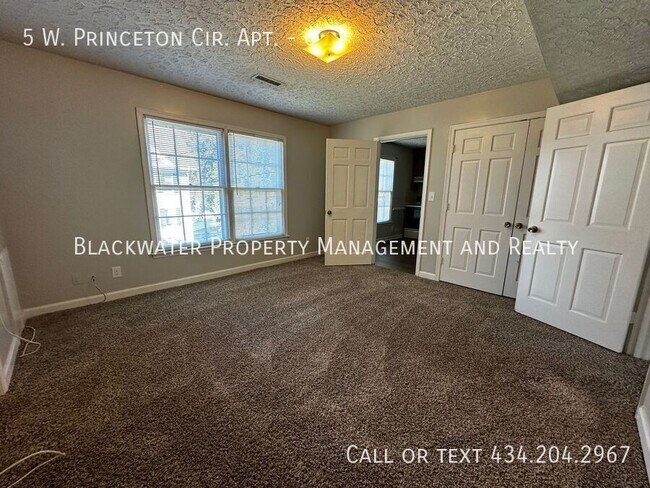 Building Photo - 5 W Princeton Cir Cir