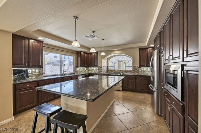 Building Photo - 6239 Mustang Spring Ave