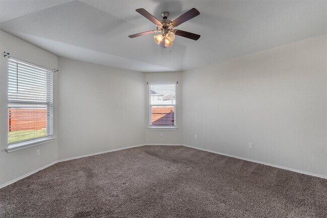 Building Photo - 122 Beth Ann Loop