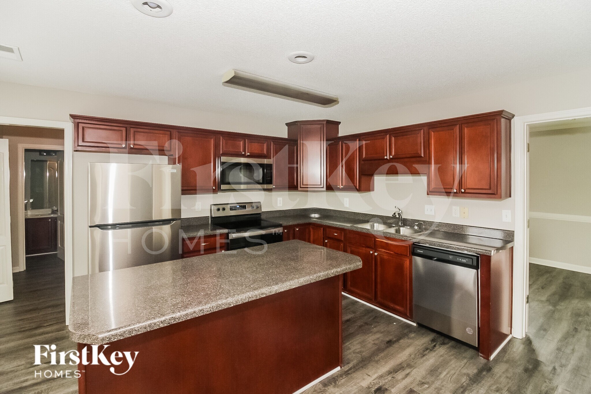 Building Photo - 11626 Millwind Dr