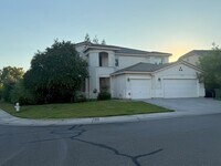 Building Photo - 6116 Ravenna Way