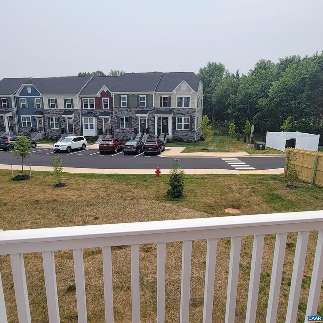 Building Photo - 2016 Landon Ln