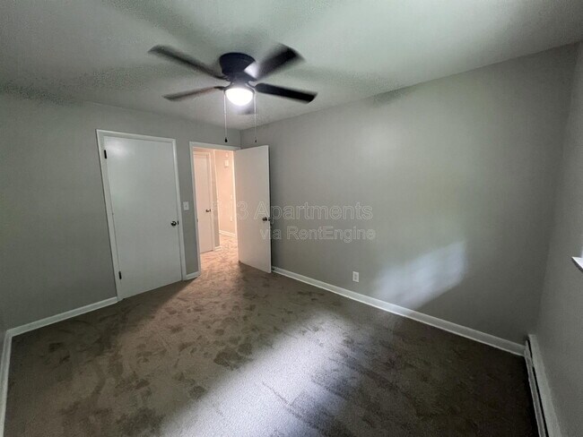 Building Photo - 6306 Fairhurst Ave