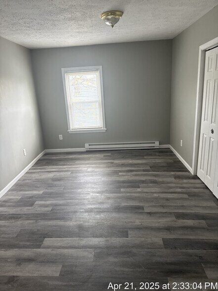 Building Photo - 463 Carvel Beach Rd