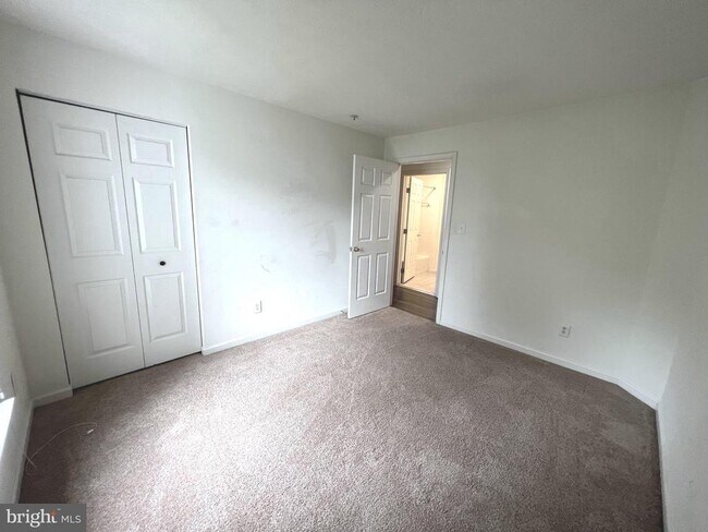Building Photo - 2402 Autumn Harvest Ct