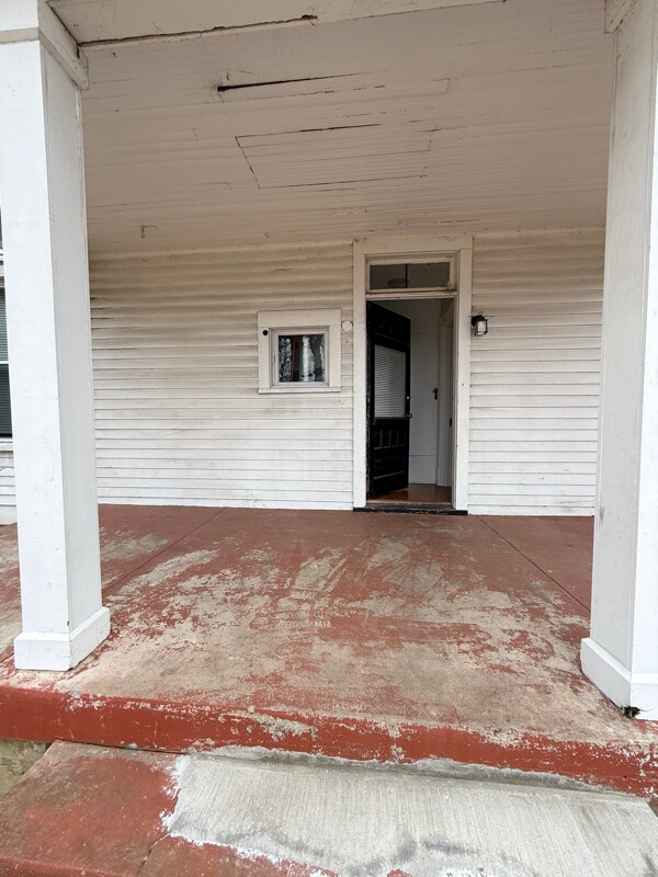 Building Photo - 215 Norbourne Blvd