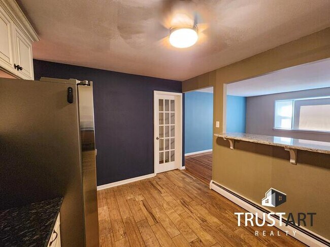 Building Photo - 2-bedroom house in Lawndale North East Phi...