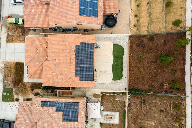 Building Photo - Say Hello to Your New Canyon Hills Home! Amazing 4 Bed/4 Bath Home!