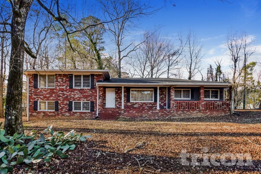 Primary Photo - 4930 Sugar Creek Dr