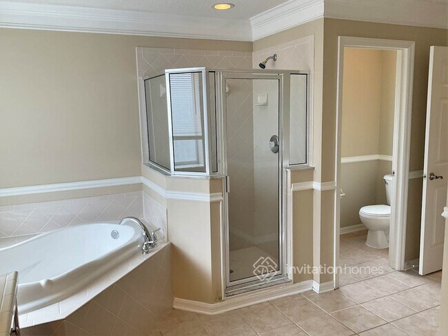 Building Photo - 18221 Sandy Pointe Dr