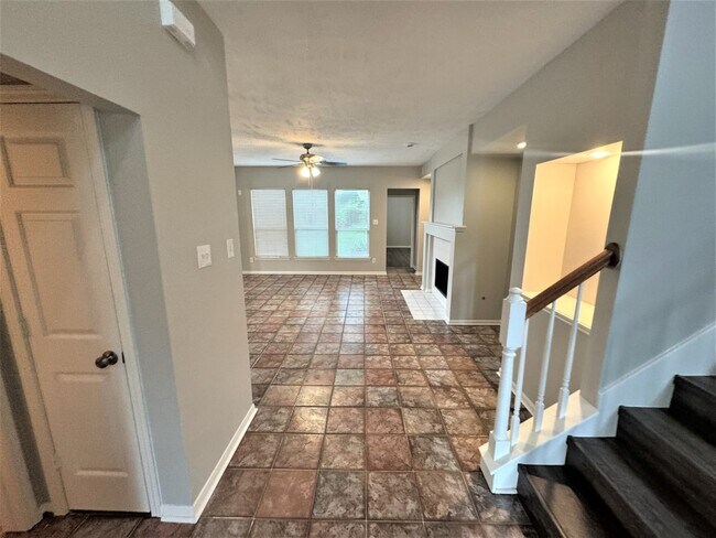 Building Photo - 9723 Haviland Lane