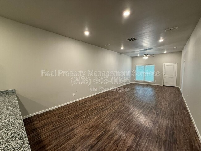 Building Photo - 2101 Kokomo Ave