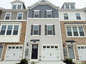 Building Photo - 29894 Bankert Dr