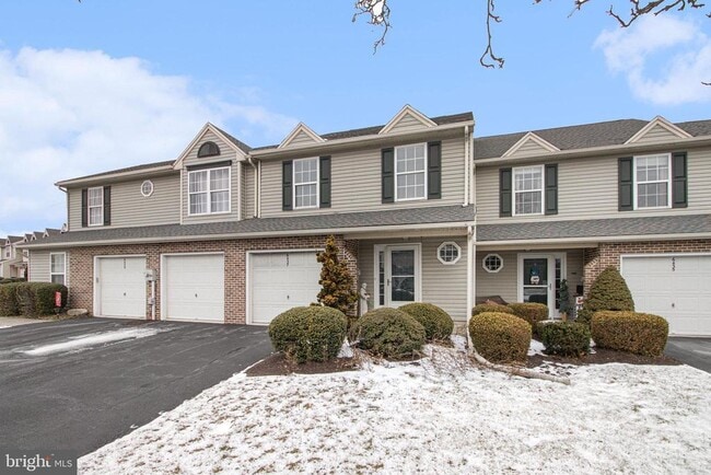 Building Photo - 6437 Terrace Ct