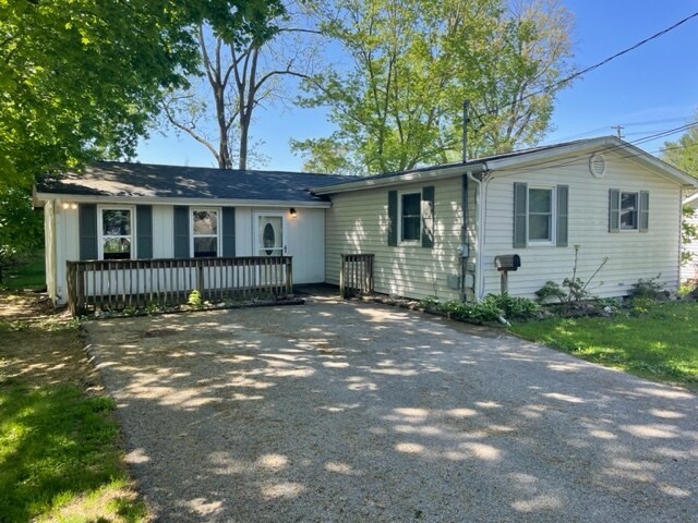 Primary Photo - 417 W Hanover St