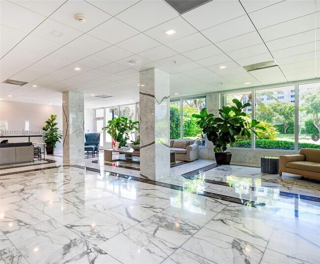 Building Photo - 177 Ocean Ln Dr