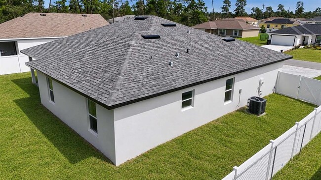 Building Photo - 16698 SW 30th Avenue Rd