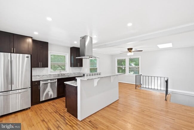 Building Photo - 1606 Opus Ave