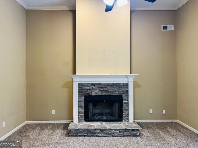 Building Photo - 70 Indian Bluff Dr