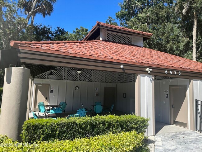 Building Photo - 133 Bermuda Ct