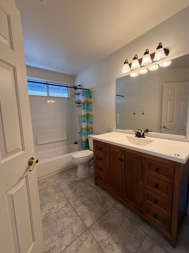 Building Photo - 6416 Silver Hawk Way