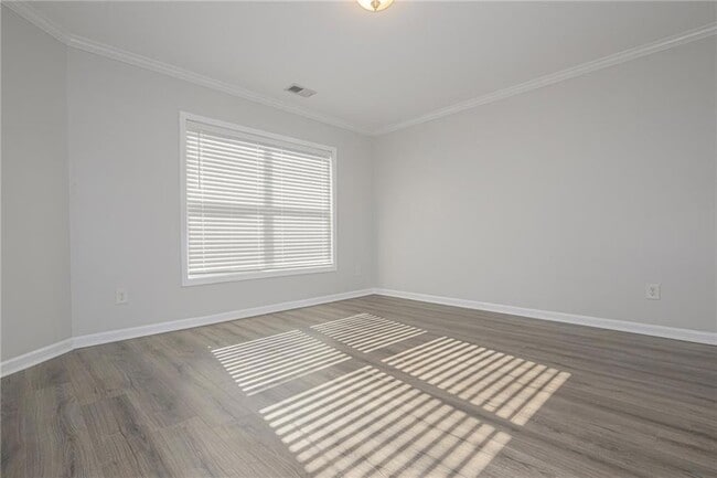 Building Photo - 5955 Weddington Dr