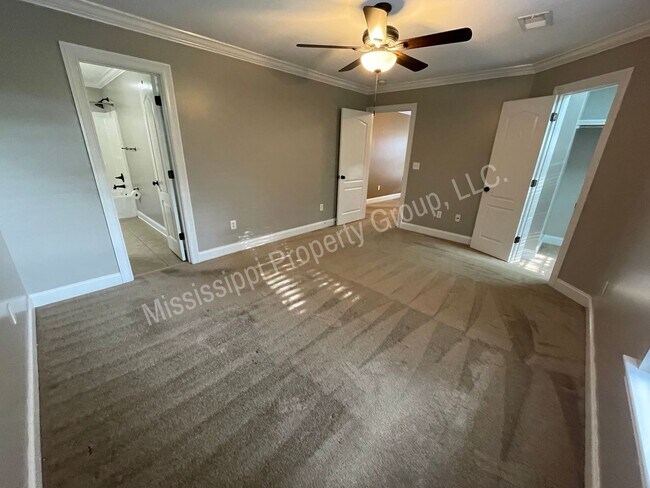 Building Photo - 3BR/3BA For Rent