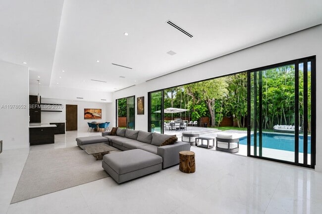 Building Photo - 56 Samana Dr