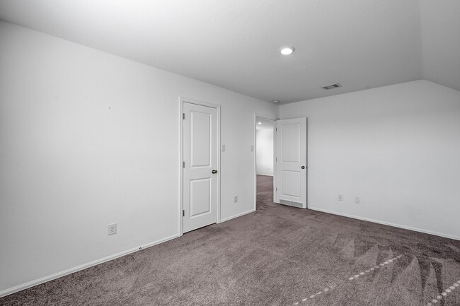 Building Photo - 19017 Sonora Chase Dr