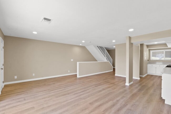 Building Photo - Recently Renovated Multi-Level Condo