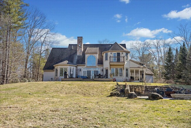 Building Photo - 9 Fox Run Rd