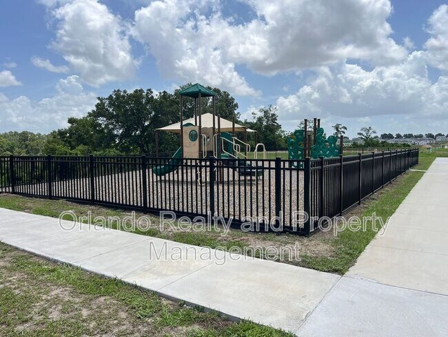 Building Photo - 6201 Chorus Dr