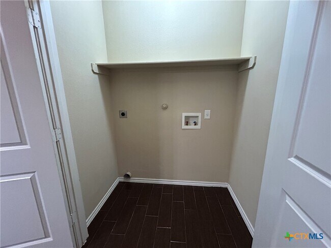 Building Photo - 1137 Brown Rock Dr