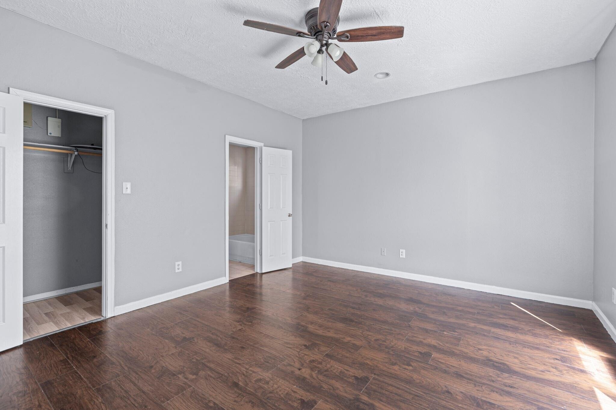 Building Photo - 12326 Kings Chase Dr