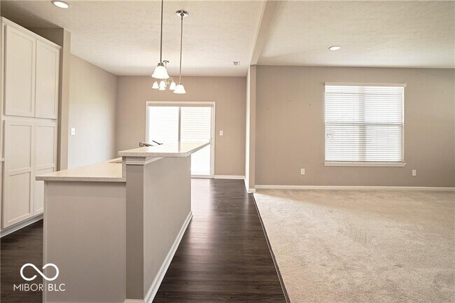 Building Photo - 8709 Rowling Way