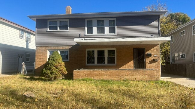 Primary Photo - 5922 N 84th St