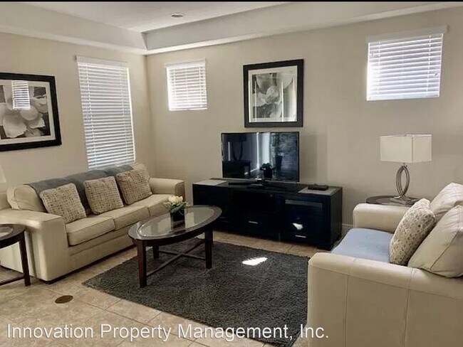 Building Photo - 4 br, 3.5 bath House - 8103 Roseville Blvd