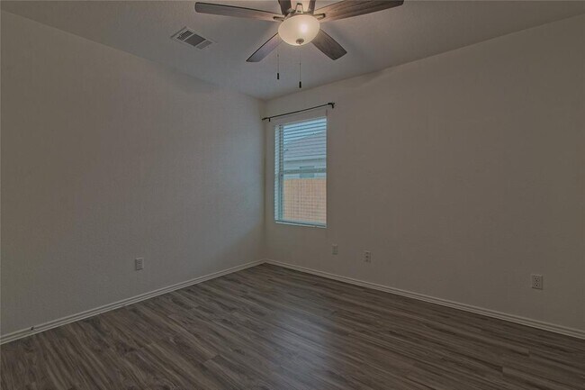 Building Photo - 108 Pumpkin Dr