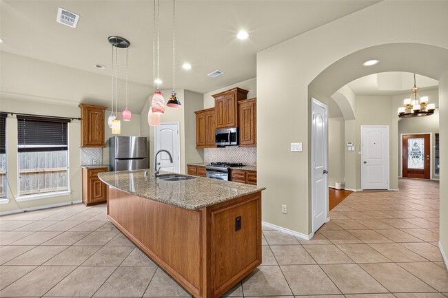 Building Photo - 2808 Arbor Brook Ln