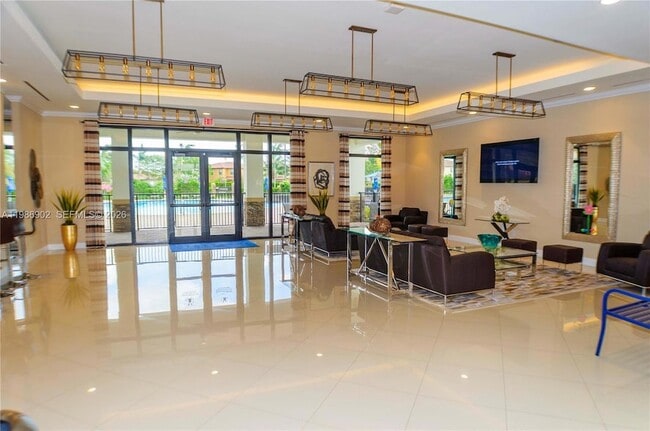 Building Photo - 144 NE 37th Terrace