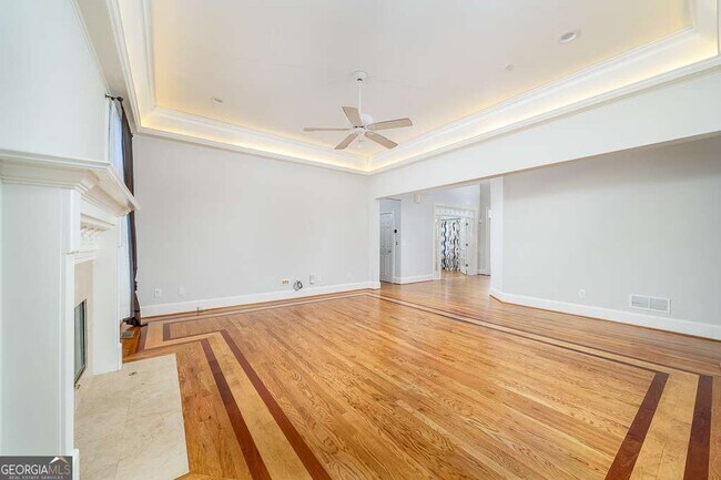 Building Photo - 9445 Stoney Ridge Ln