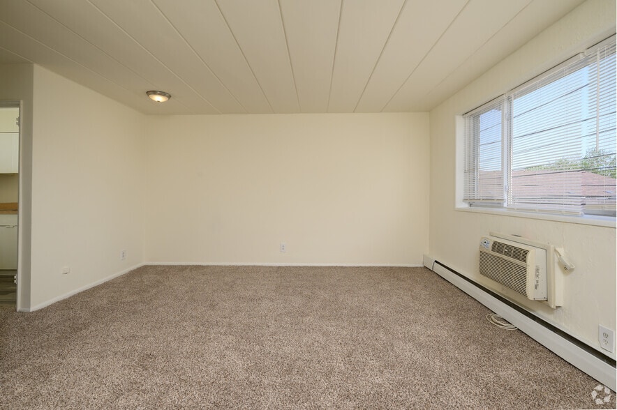 Studio, 1BA - 375SF - Ambassador Terrace Apartments
