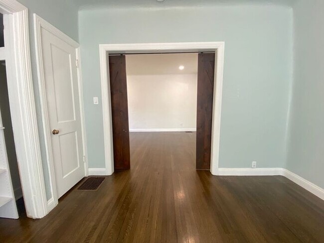 Building Photo - Fabulous Reno Historical House - Charming ...