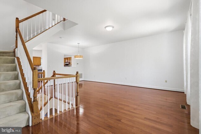 Building Photo - 14214 Beddingfield Way