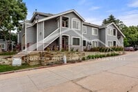 Building Photo - 8500 E Jefferson Ave