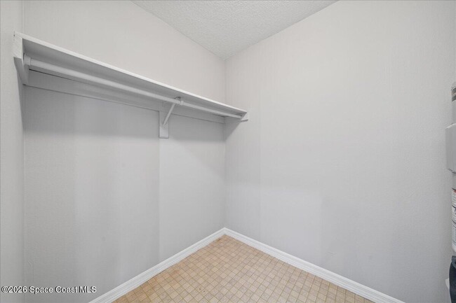 Building Photo - 1251 Beachside Ln