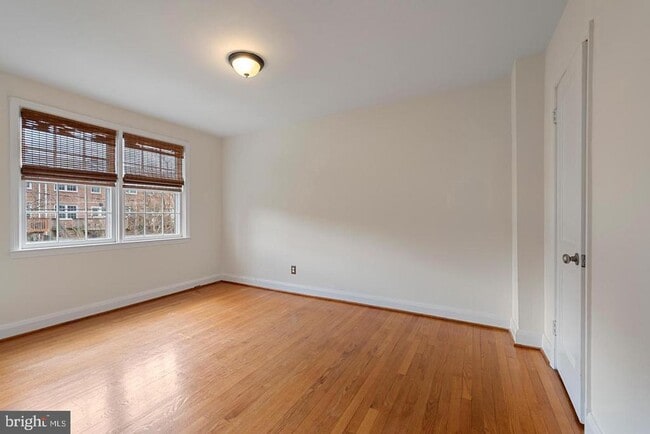 Building Photo - 183 Stanmore Rd