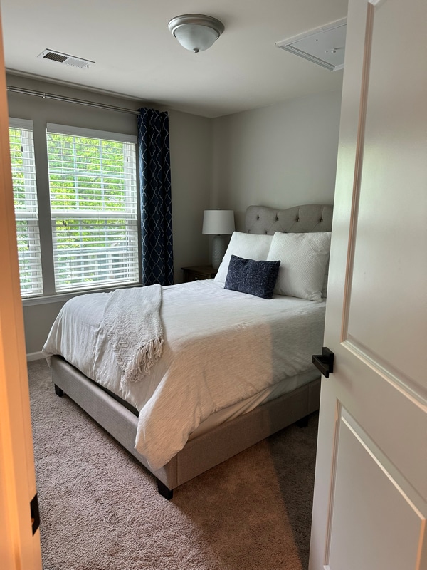 Building Photo - 6834 Colonial Garden Dr